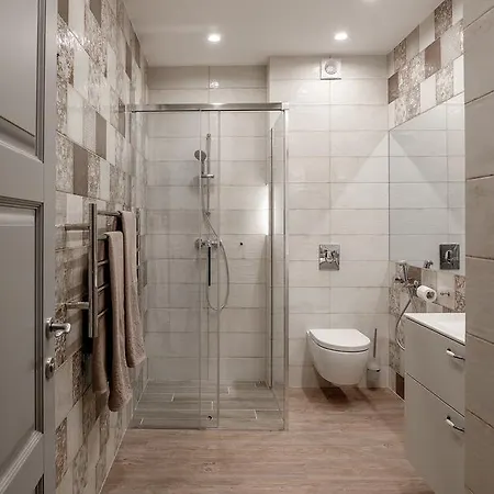 Apartment Comfort - *