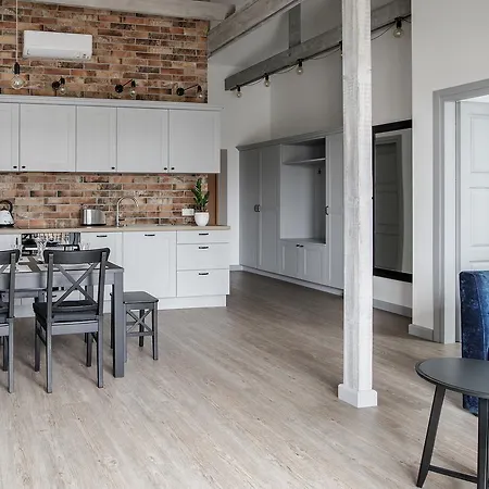 Apartment Comfort - *