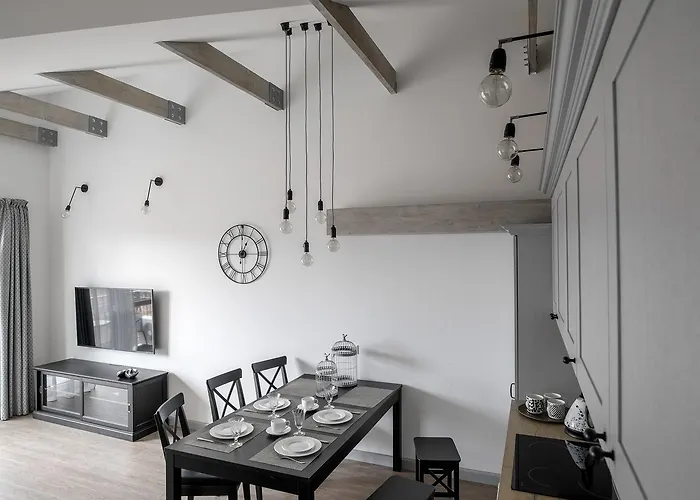 Apartment Comfort - *