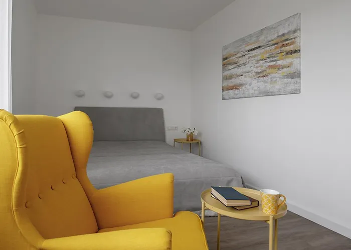 Apartment Comfort - *